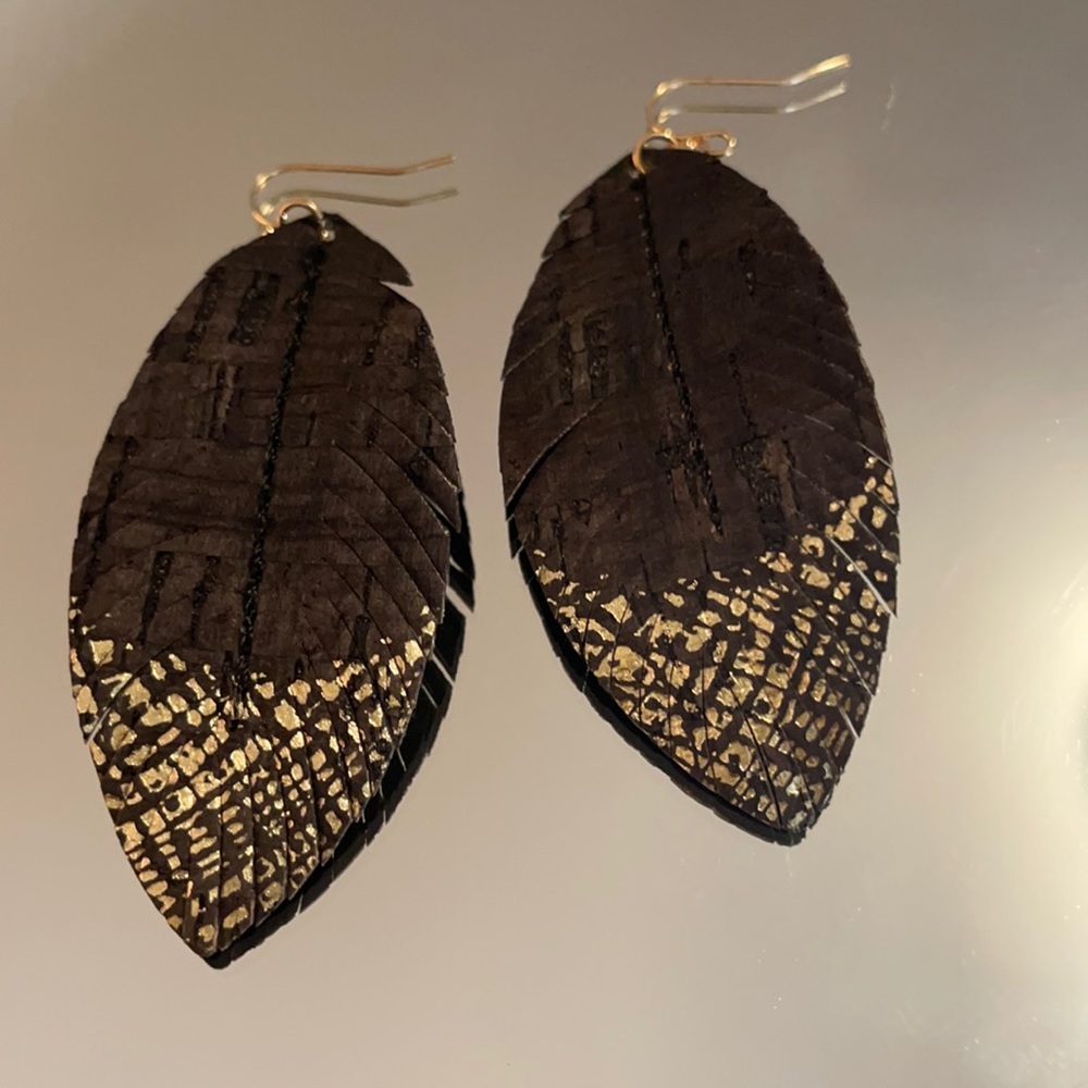 New: Leather leaf boho earring